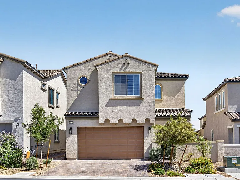 10662 Carnes Ave — Photo 2