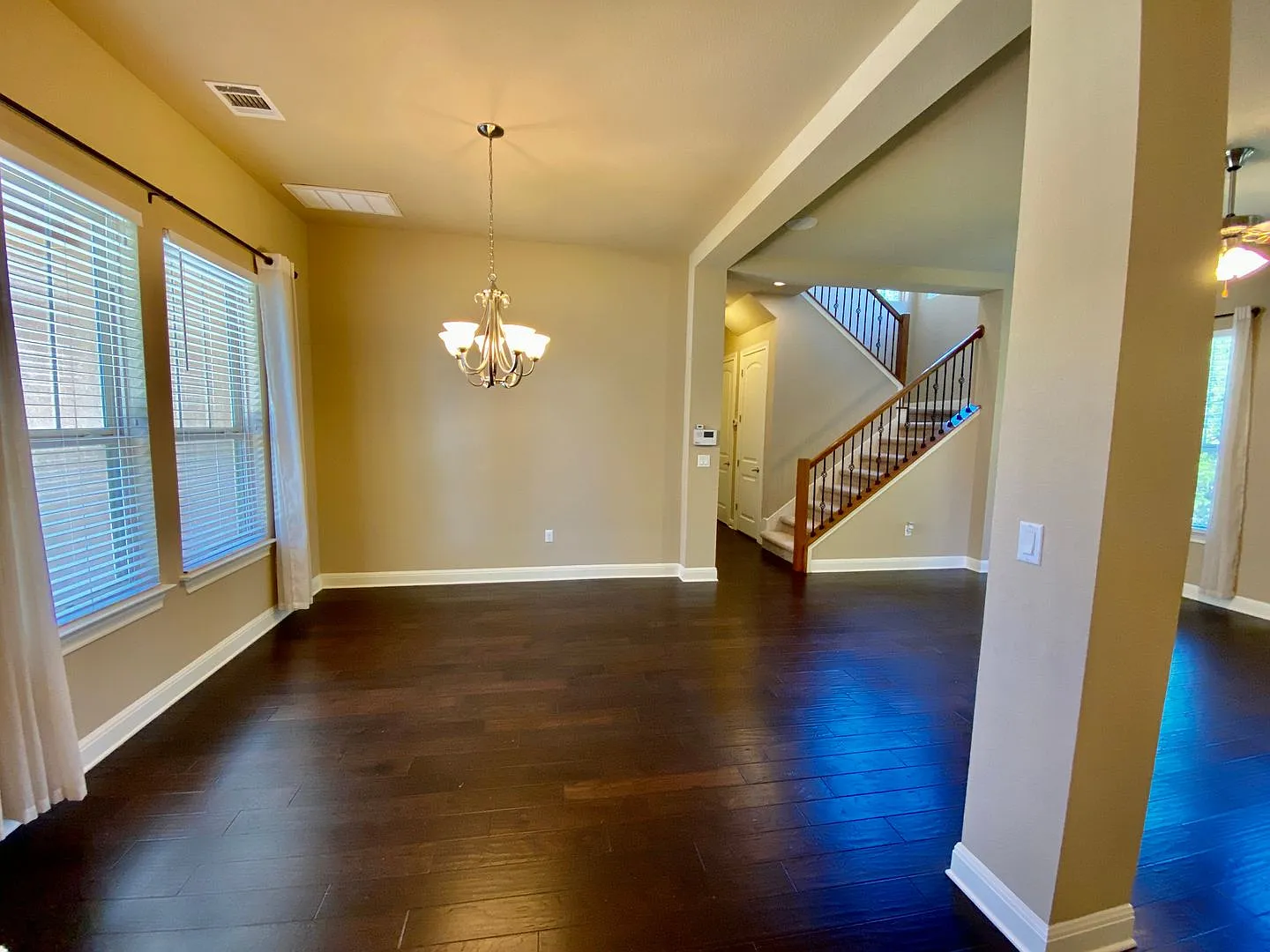 3 Bedroom 2.5 Bathroom Detached Condo in South Austin Gated Community !! — Photo 4