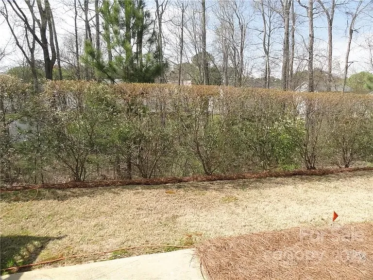 8409 Summerford Dr — Photo 11
