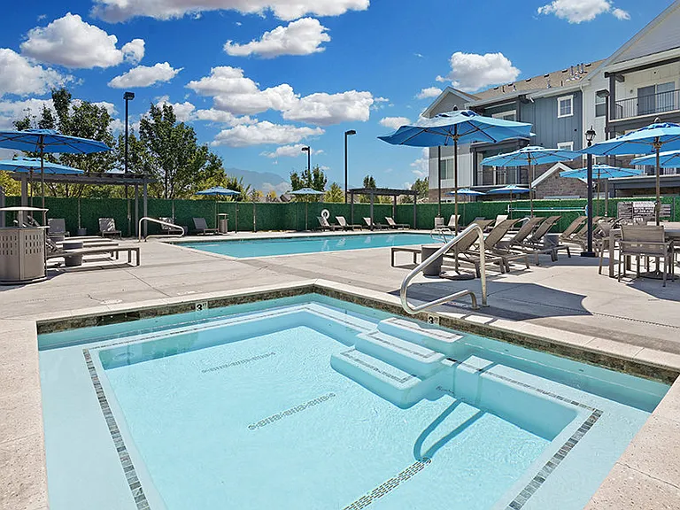 Viewpointe — Photo 12