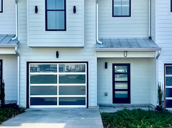 160 Excell Rd #U, Clarksville, TN 37043