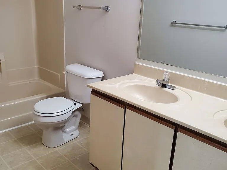 Orchard Village Apartments — Photo 211