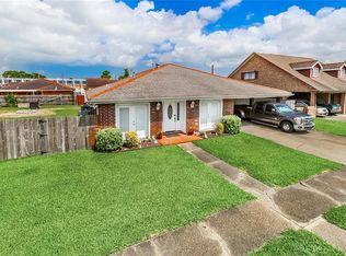 2709 Jean Lafitte Pkwy, Chalmette, LA 70043