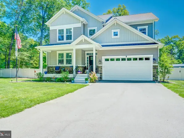 8331 Woodland Rd, Pasadena, MD 21122