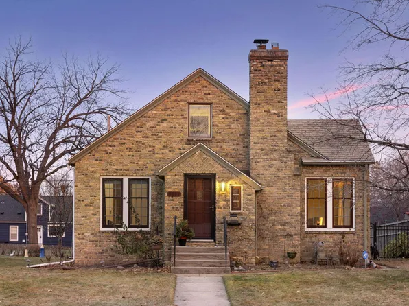 2227 Roosevelt St NE, Minneapolis, MN 55418