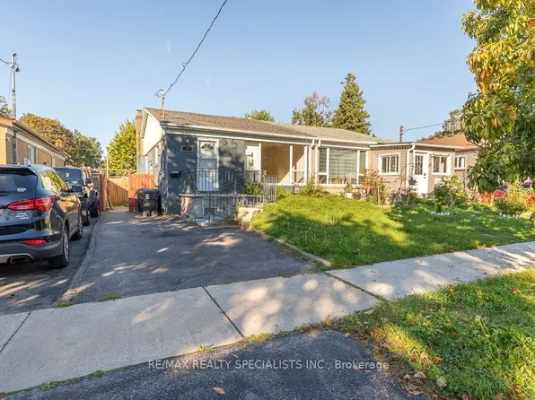 17 Huddleston Ct, Toronto, ON M1L 4L1