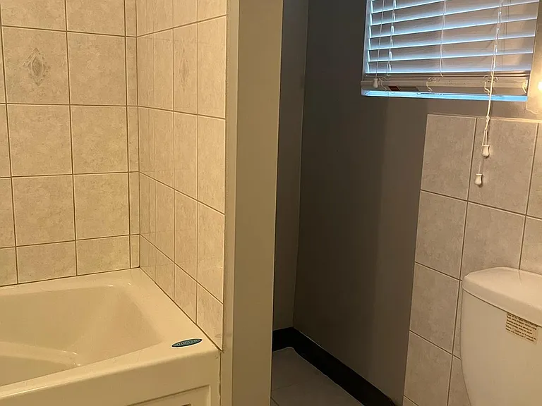 2nd Bathroom