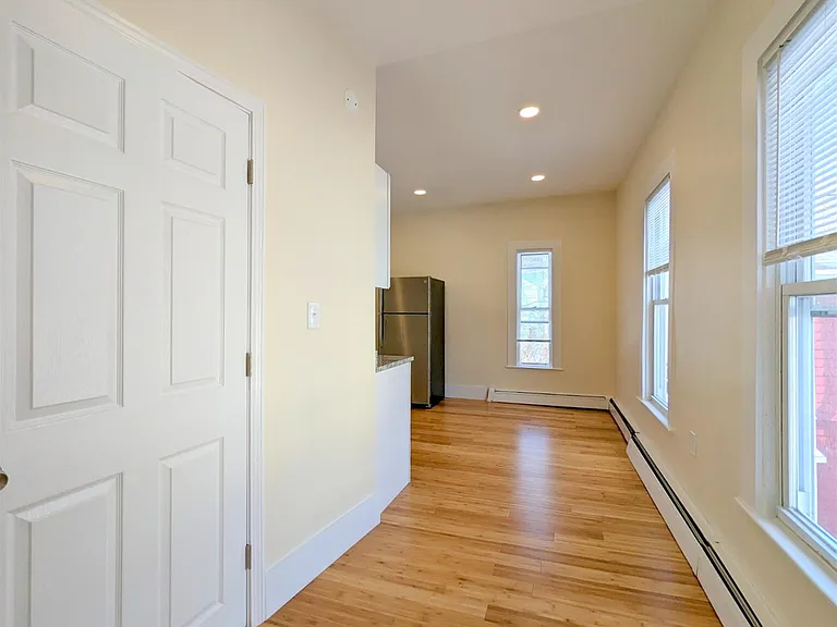 12 Cameron Ave #7 — Photo 16
