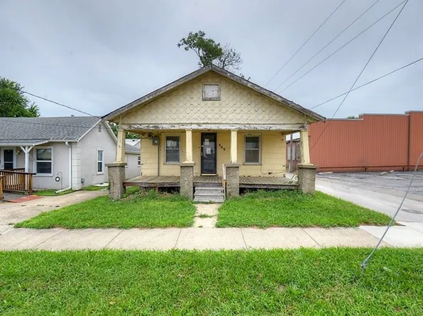 409 5th St, Osawatomie, KS 66064