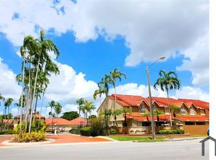 18352 NW 68th Ave APT P, Miami Gardens, FL 33015
