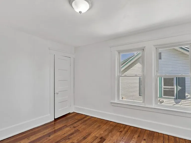 1404 Linval St — Photo 15