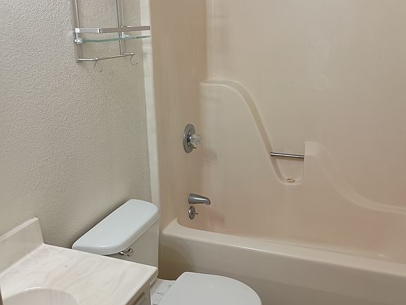 5th image of 607 & 609 Fair Ave #607