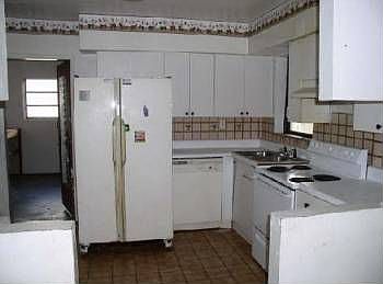 3rd image of 17411 NW 49th Ave