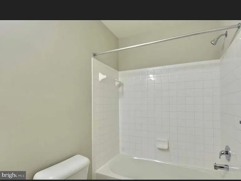 5300 Talladega Ct — Photo 17