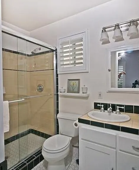 5012 Rockford Dr — Photo 9