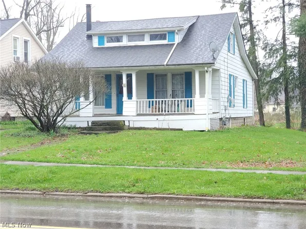 231 W Main St, Andover, OH 44003