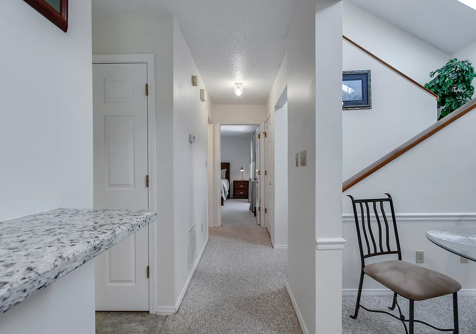 303 Chota View Pl — Photo 4
