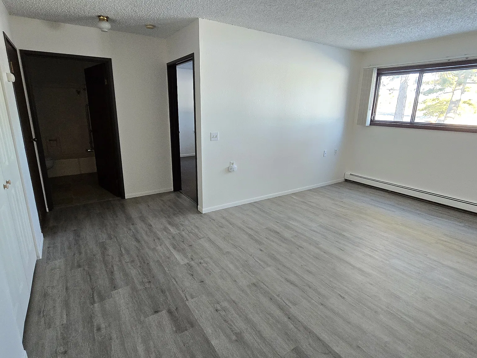 1 bed, 700 sqft, $850 — Photo 4
