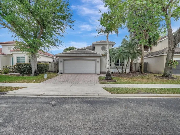 1955 NW 100th Ave, Hollywood, FL 33024