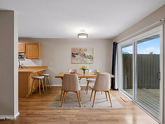 5th image of 9651 Ensign Cir