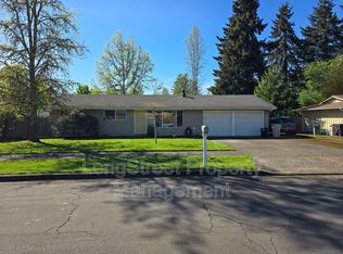 3230 NE Canterbury Cir, Corvallis, OR 97330