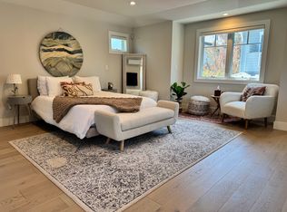 905 Waverley St, Palo Alto, CA 94301