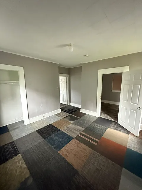 3 bed, 1000 sqft, $1,800 — Photo 3