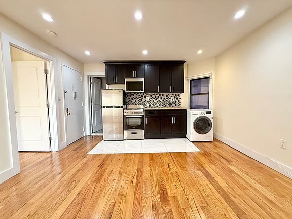 2nd image of 30 Rogers Ave APT 2C