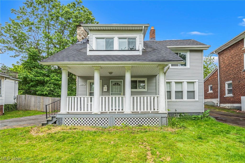 Real estate listing image