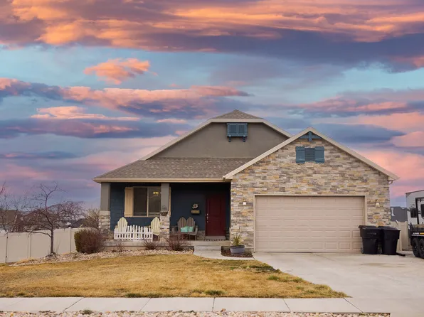 265 E Salem Park Cir, Salem, UT 84653