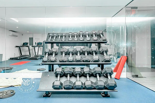 Rented by MySpaceNYC | media 5