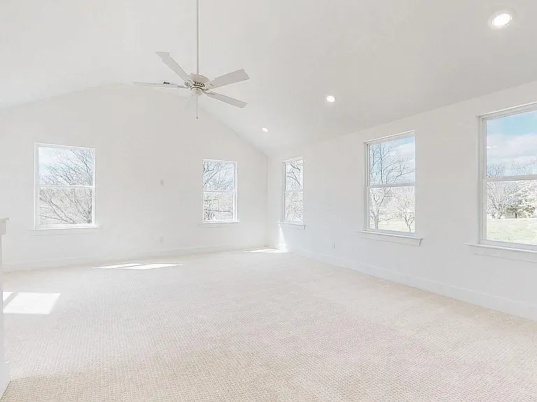 508 Vinson Dr — Photo 8