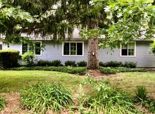 2912 64th St, Fennville, MI 49408