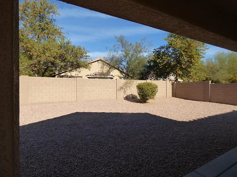 14082 W Rosewood Dr — Photo 16