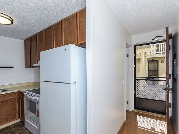 3rd image of 350 Aoloa St Unit A-113-1