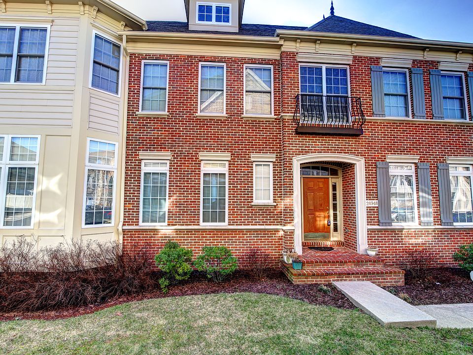 24948 Bannockburn Ter, Chantilly, VA 20152 | Zillow