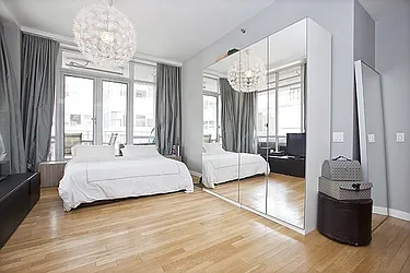 Sold by Nest Seekers International