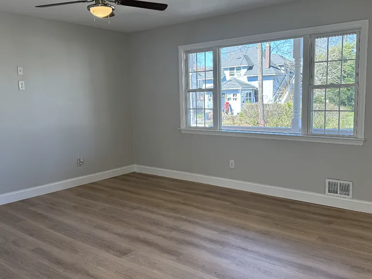 80 Morningside Ave — Photo 24