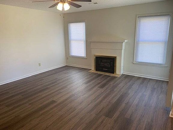 2nd image of 135 W Victoria Ct APT C