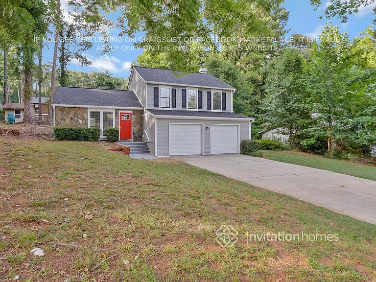 3920 Wood Path Ln — Photo 2