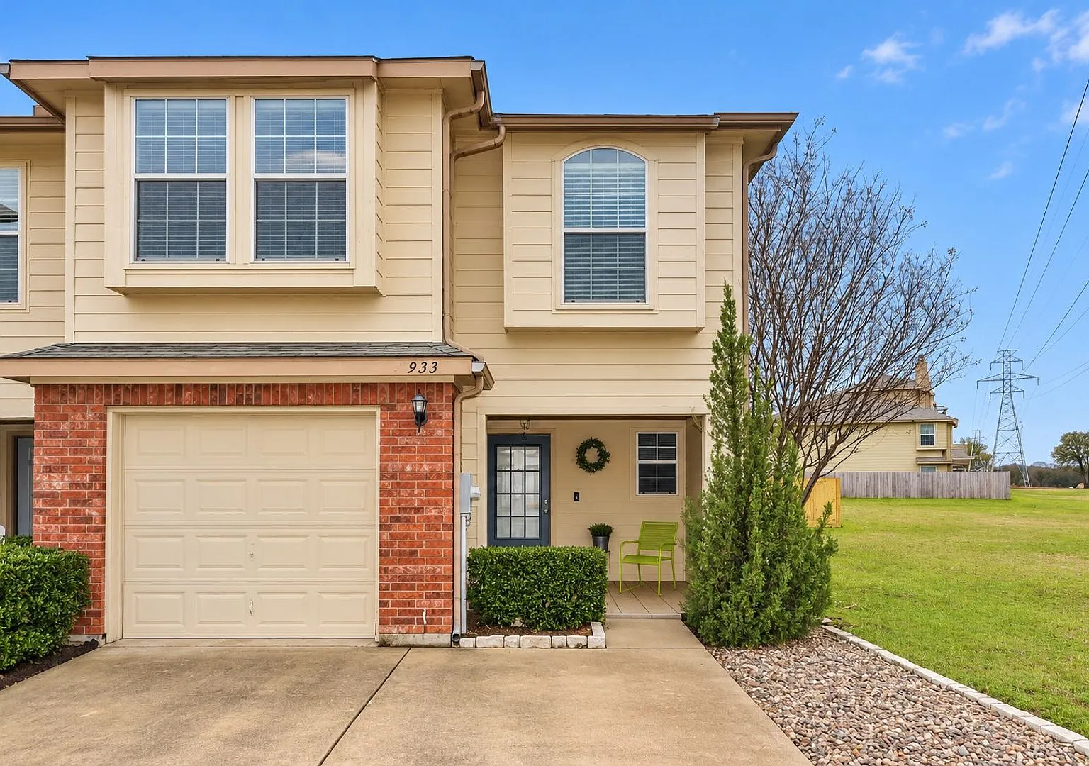 Gorgeous 3 bedroom Townhome for rent in Euless! — Photo 1