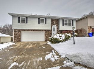 414 W Ash Ave, Decatur, IL 62526