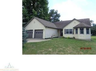 724 E Henry St, Charlotte, MI 48813