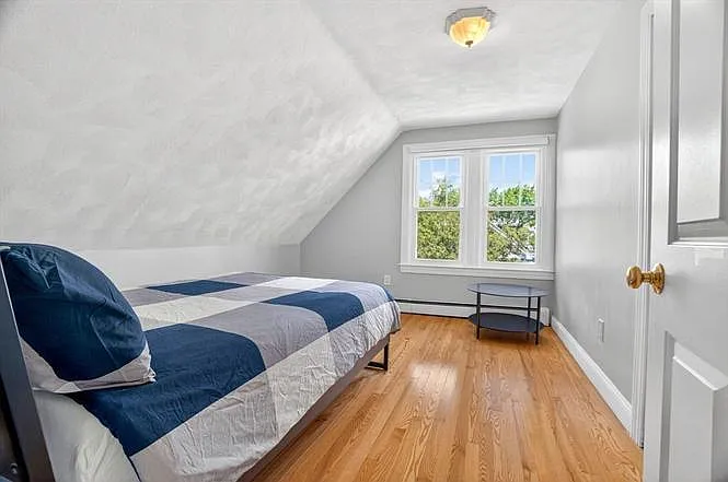 1 bed, 650 sqft, $2,400 — Photo 4