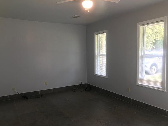 2nd image of 114 Jo St