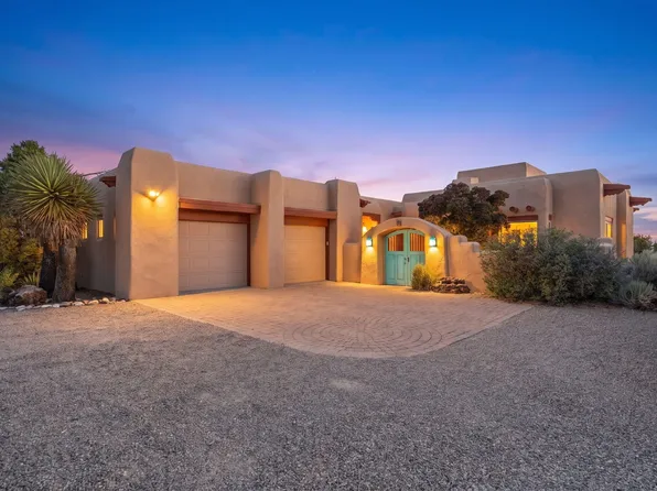 25 First Mesa Ct, Placitas, NM 87043