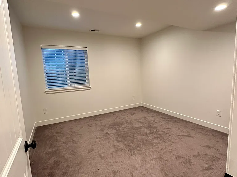 basement bedroom