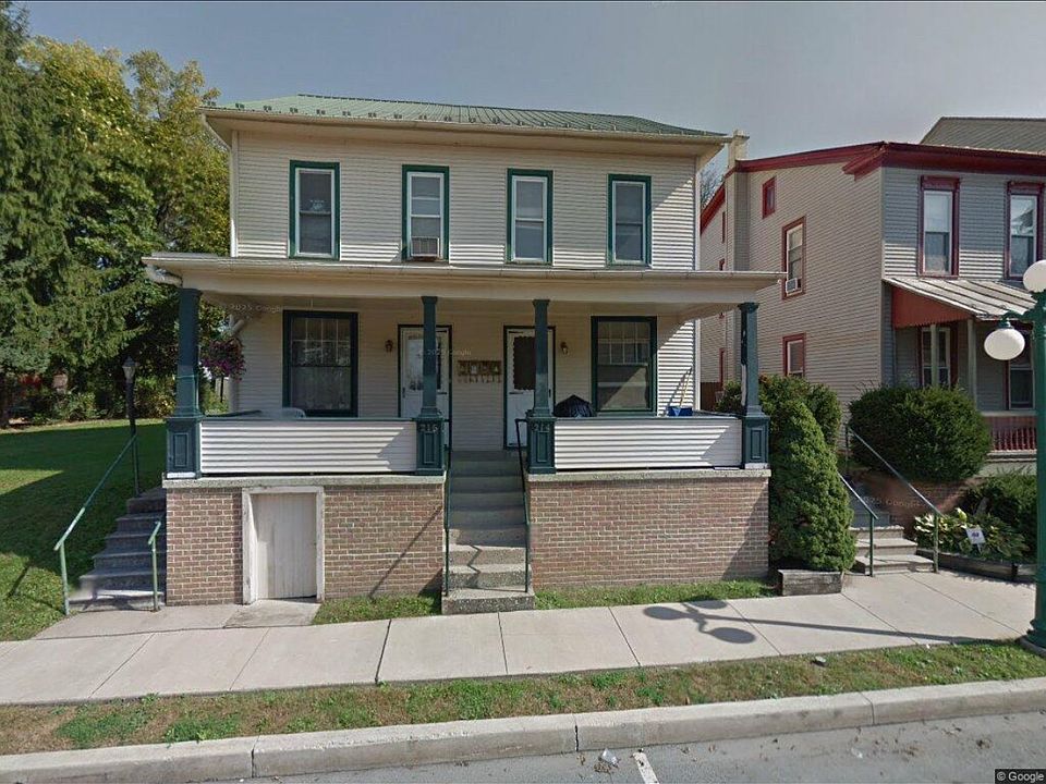 1st image of 216 N 5th St APT 1