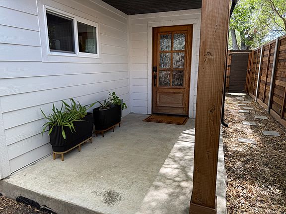2nd image of 5544 Willis Ave