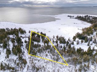 Barque Point Trl, Manistique, MI 49854